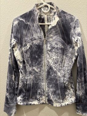 lululemon athletica Gray & White Tie-Dye Full-Zip Utility Jacket